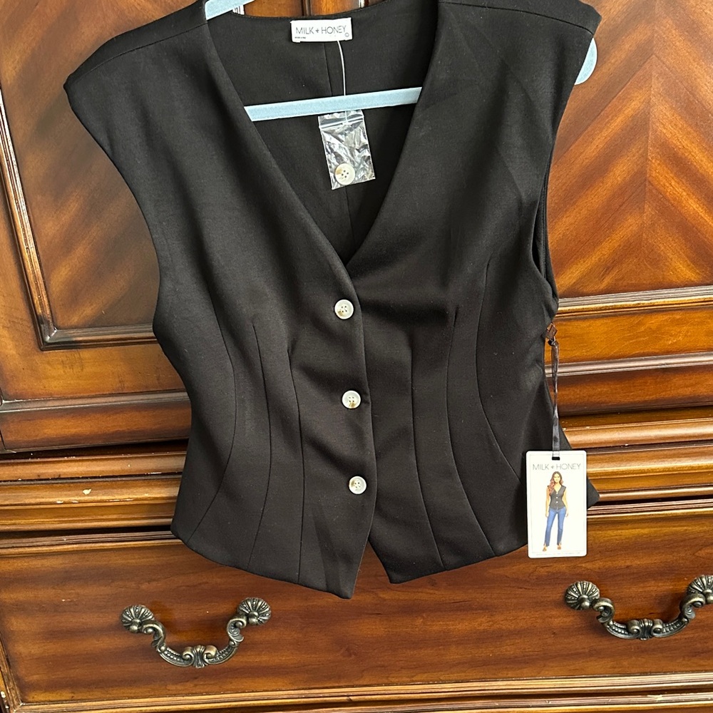 Milk + Honey Black Women's Tailored Button Vest